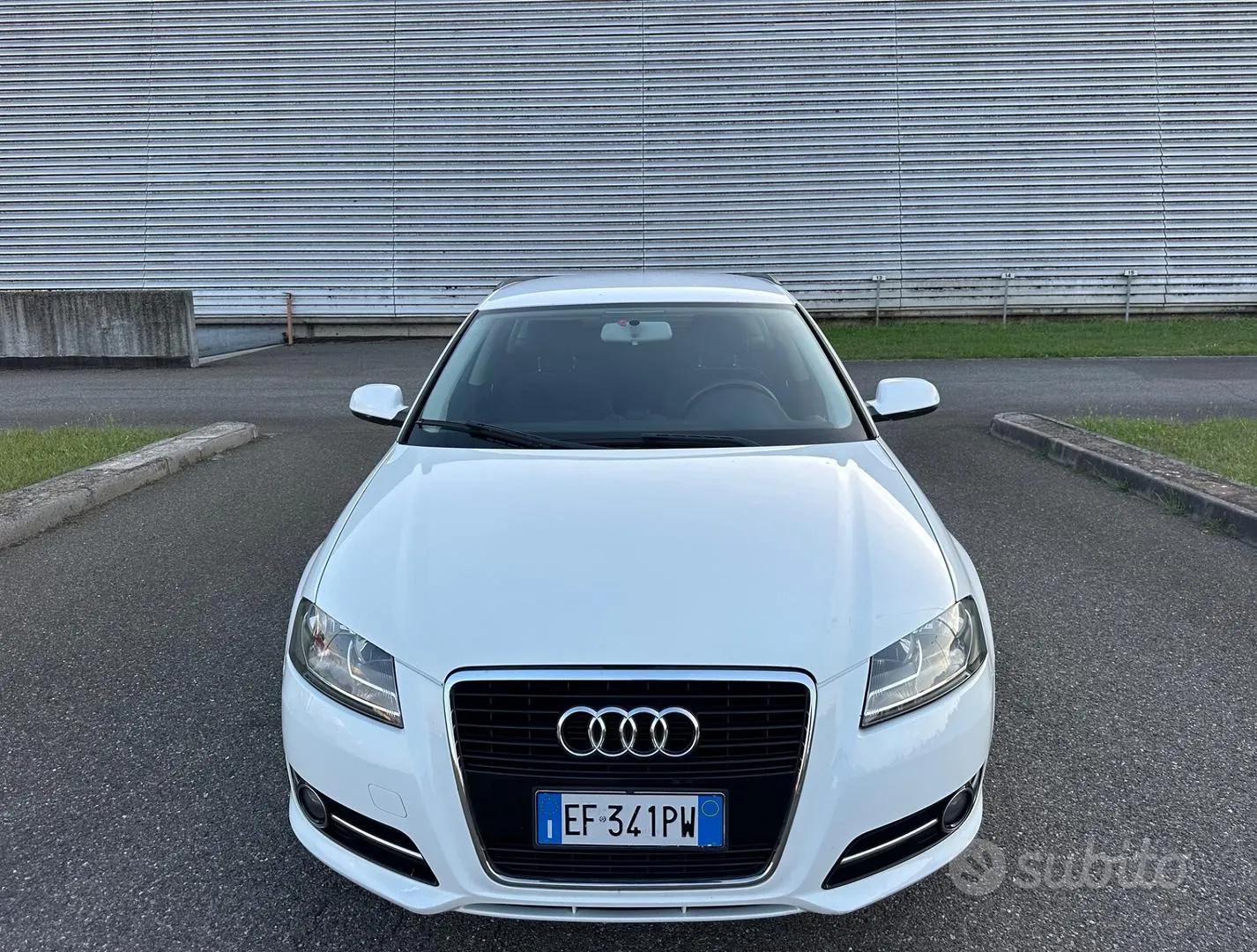 Audi A3 2011 photo 2