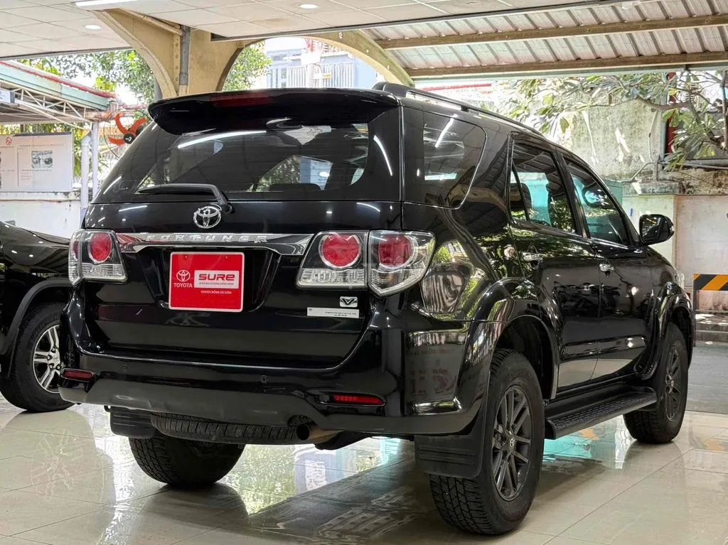 Toyota Fortuner 2015 photo 4
