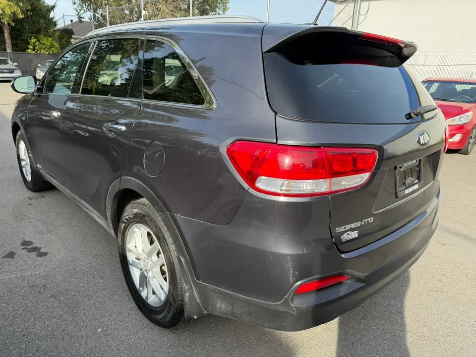 Kia Sorento 2017 photo 4