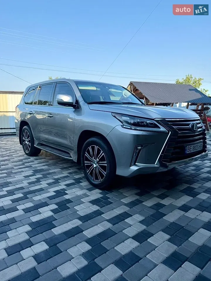 Lexus Lx 2017 photo 2