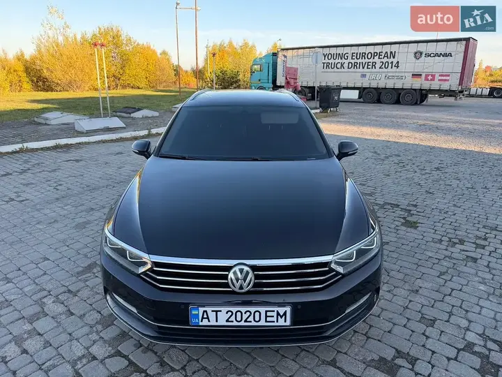 Volkswagen Passat 2016 photo 2