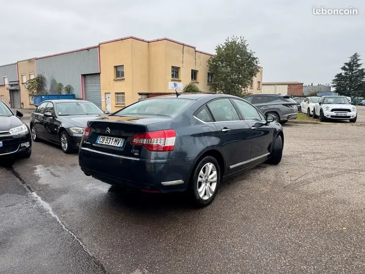 Citroen C5 2012 photo 3