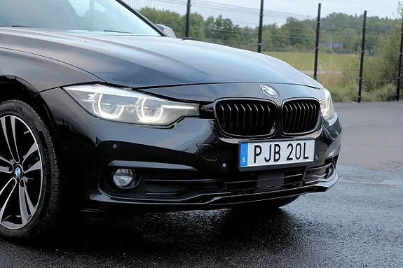 BMW 320D 2019 photo 5