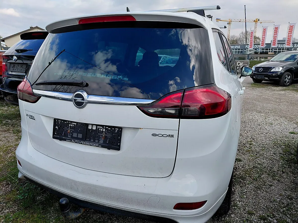 Opel Zafira Tourer 2014 photo 3