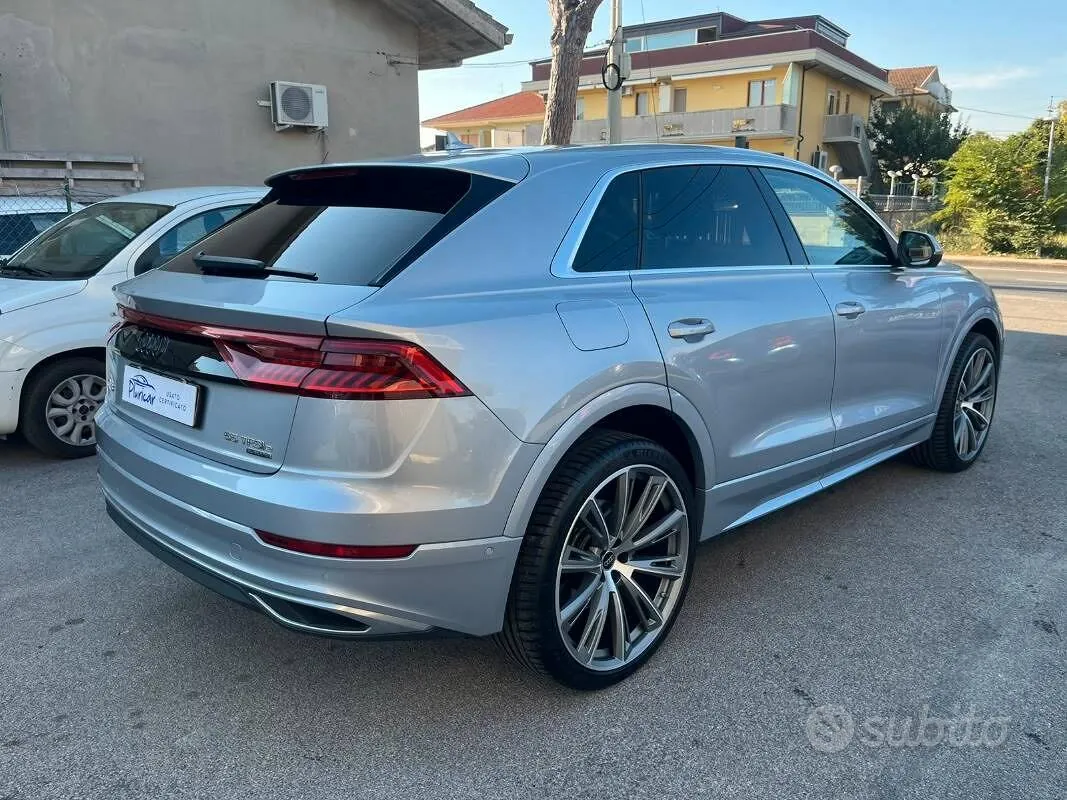 Audi Q8 2021 photo 5