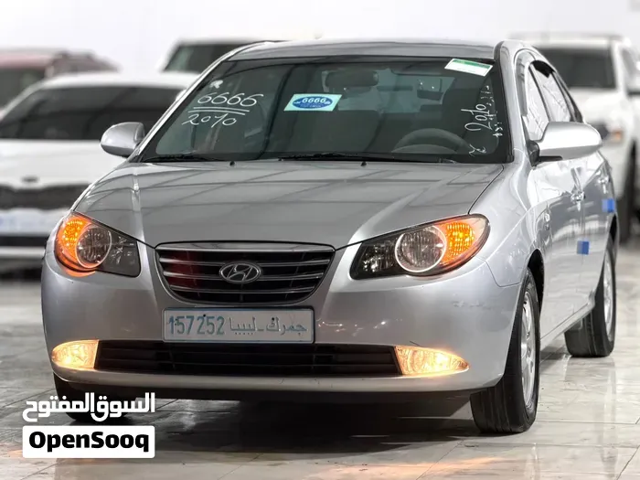 Hyundai Avante 2010 photo 3