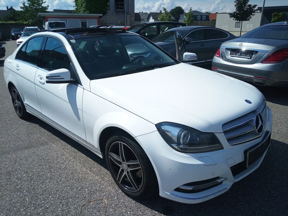 Mercedes-Benz C-Class 2014 photo 3