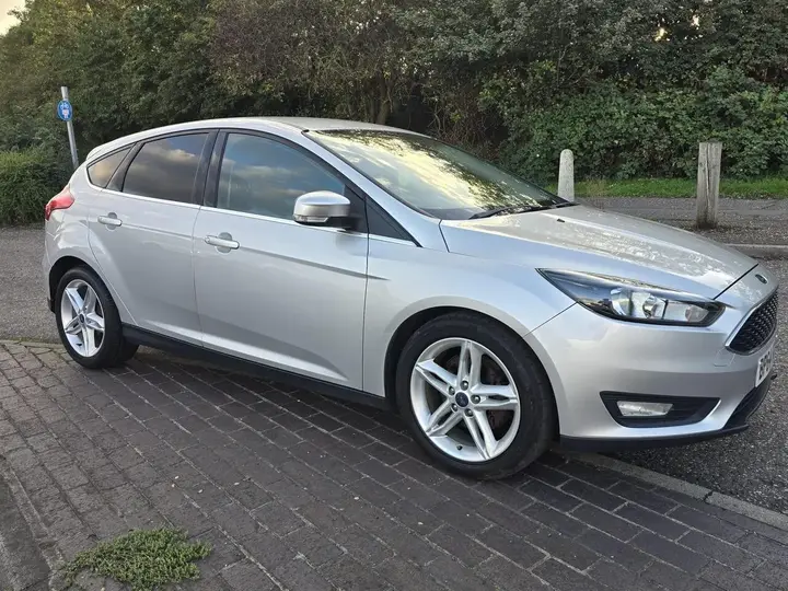 Ford Focus 2015 photo 3
