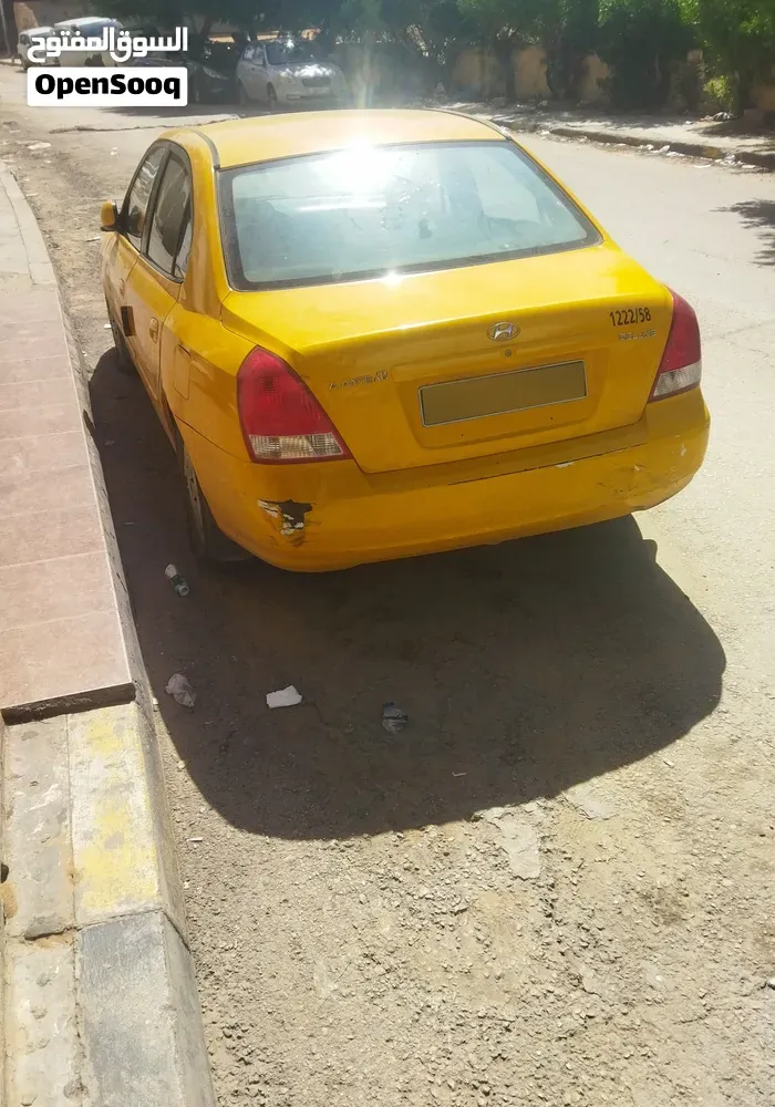 Hyundai Avante 2002 photo 2