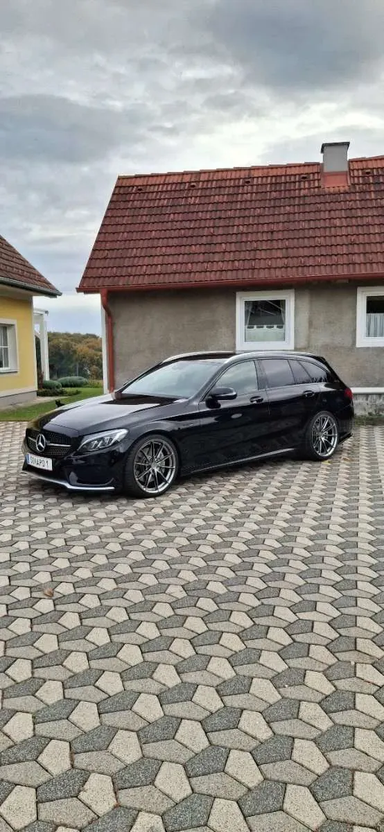 Mercedes-Benz C-Class 2015 photo 2