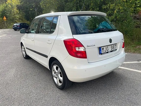 Skoda Fabia 2013 photo 5