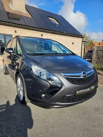 Opel Zafira 2012 photo 2
