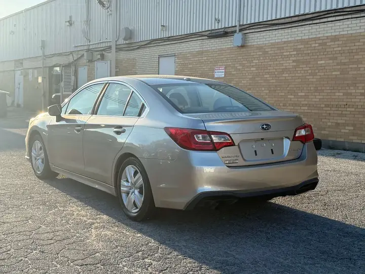 Subaru Legacy 2019 photo 4
