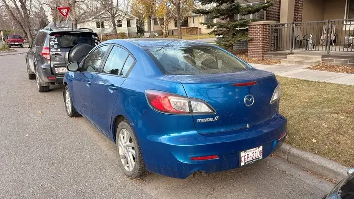 Mazda 3 2012 photo 3