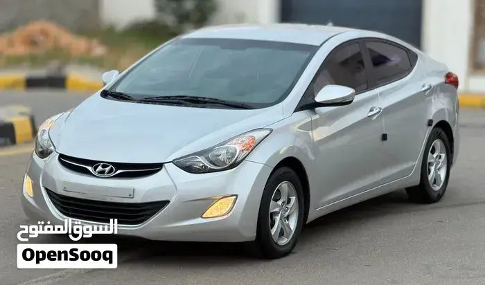 Hyundai Avante 2014 photo 3