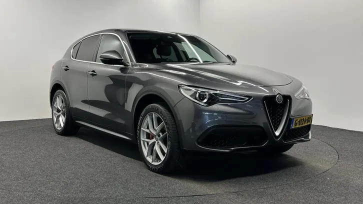 Alfa Romeo Stelvio 2019 photo 3