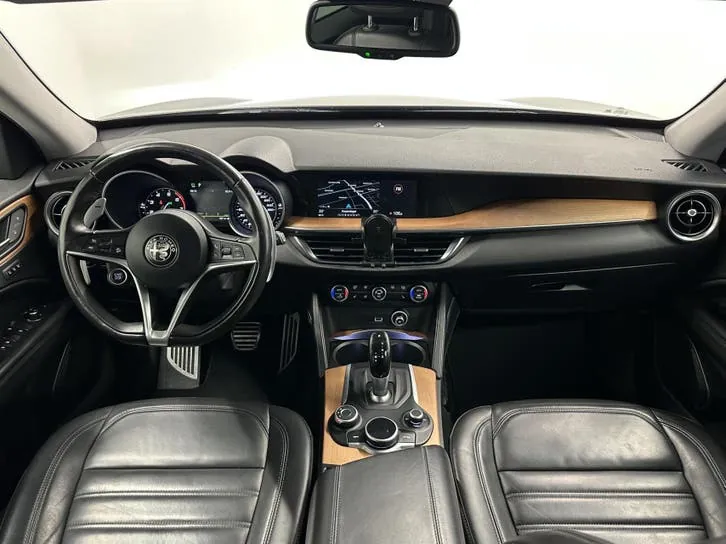 Alfa Romeo Stelvio 2019 photo 2