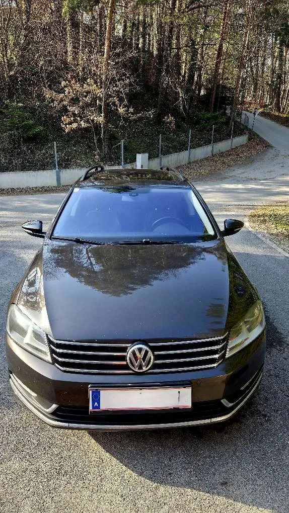 Volkswagen Passat 2012 photo 2