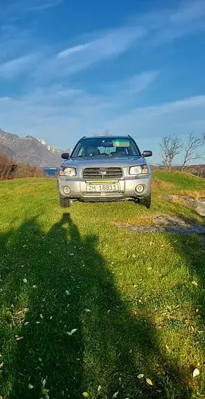 Subaru Forester 2005 photo 2