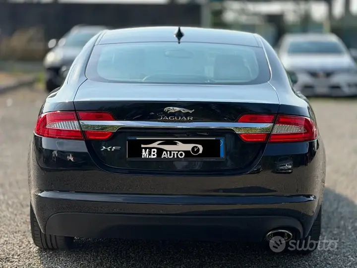 Jaguar Xf 2014 photo 4