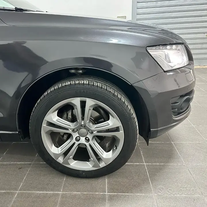 Audi Q5 2012 photo 5