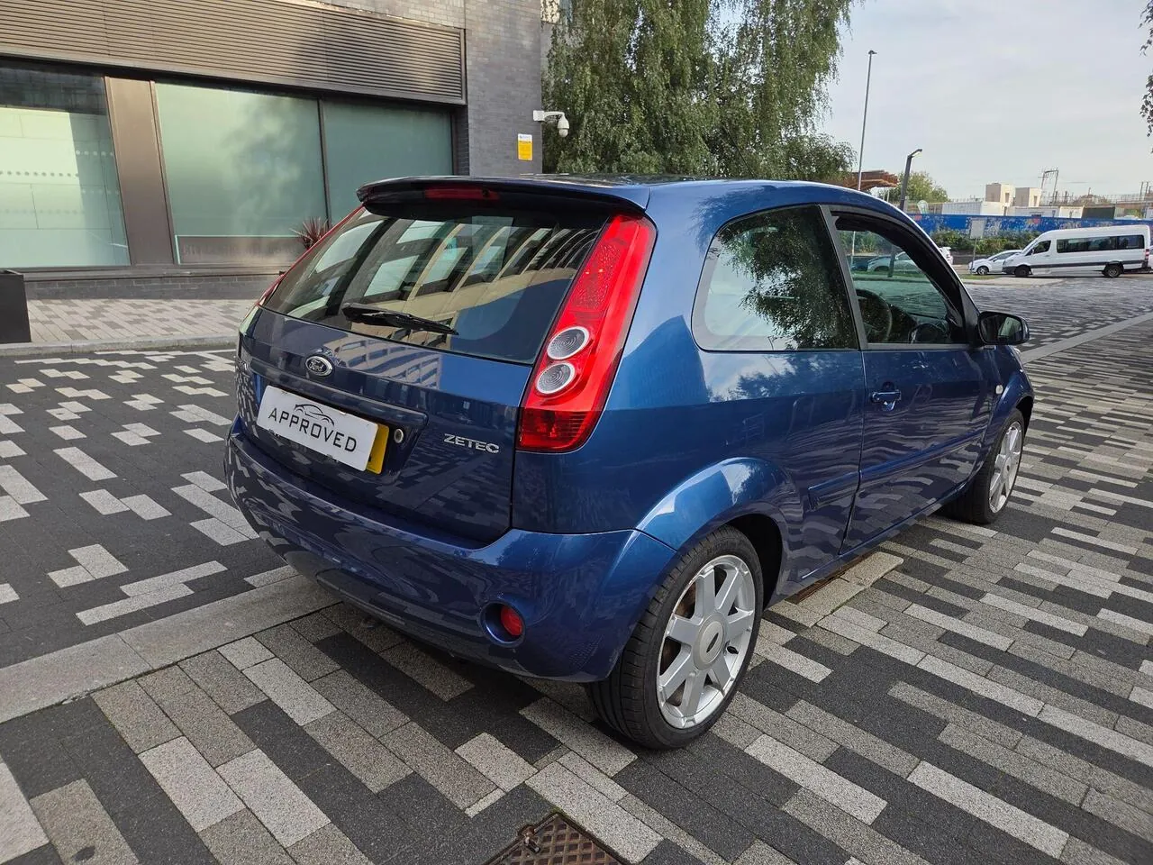 Ford Fiesta 2008 photo 3
