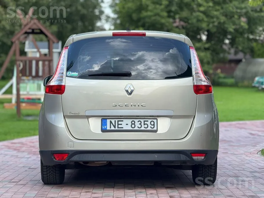 Renault Grand Scenic 2009 photo 4