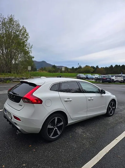 Volvo V40 2017 photo 3