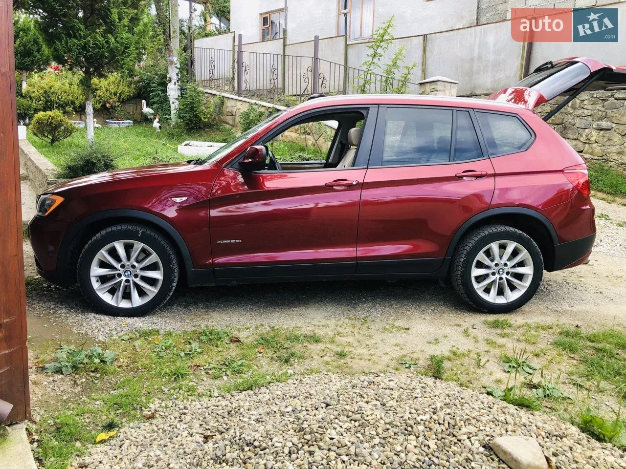 BMW X3 2012 photo 2