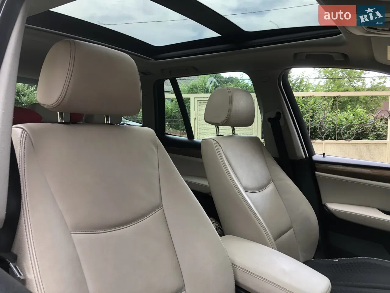 BMW X3 2012 photo 4