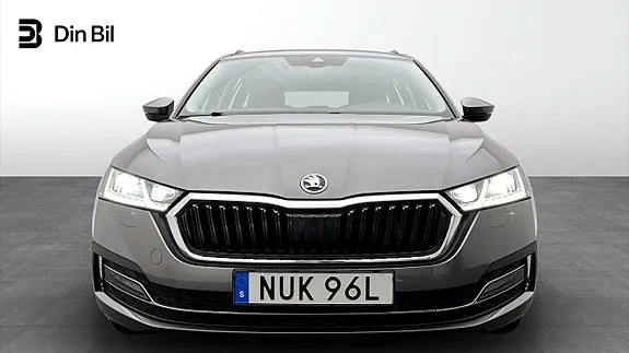 Skoda Octavia 2024 photo 4