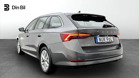 Skoda Octavia 2024 photo 3