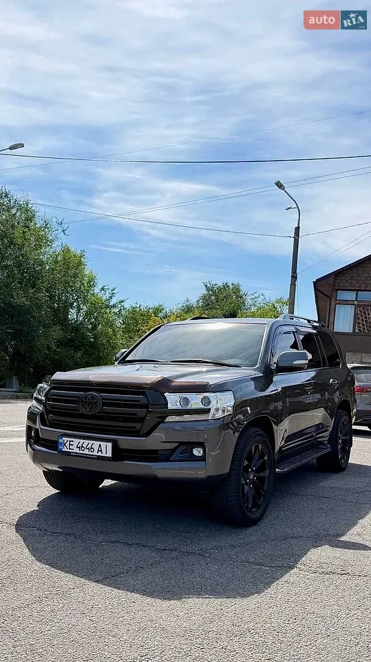 Toyota Land Cruiser 2016 photo 2
