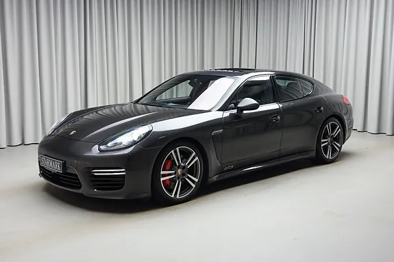 Porsche Panamera Gts