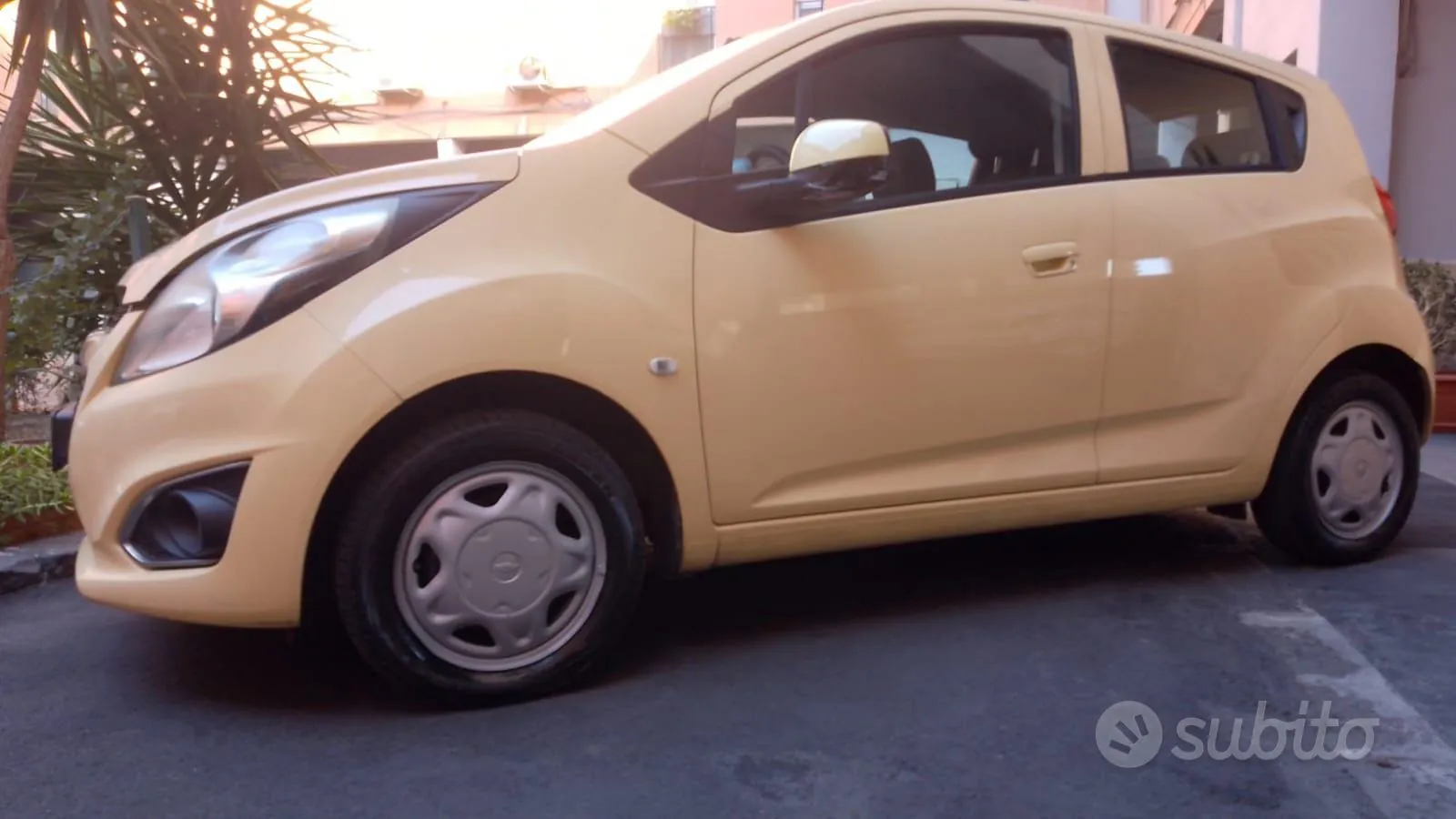 Chevrolet Spark 2011 photo 3