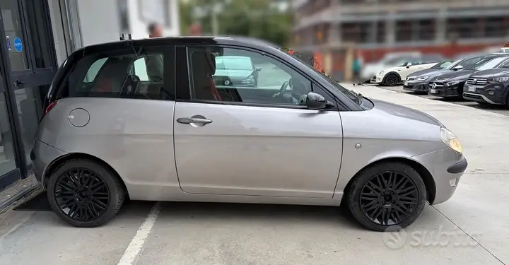 Lancia Ypsilon 2003 photo 4