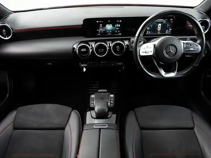 Mercedes-Benz A-Class 2021 photo 3
