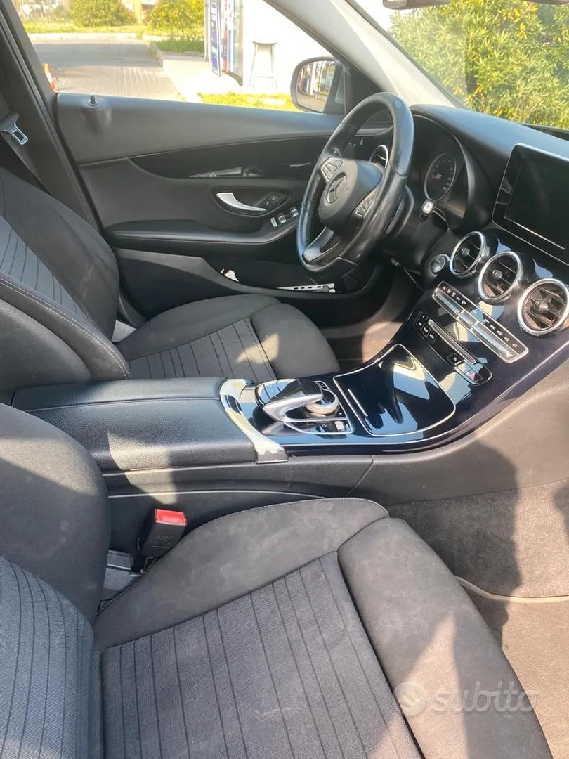 Mercedes-Benz C-Class 2017 photo 2