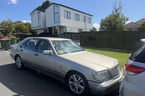 Mercedes-Benz S 320