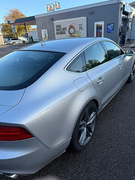 Audi A7 2011 photo 3