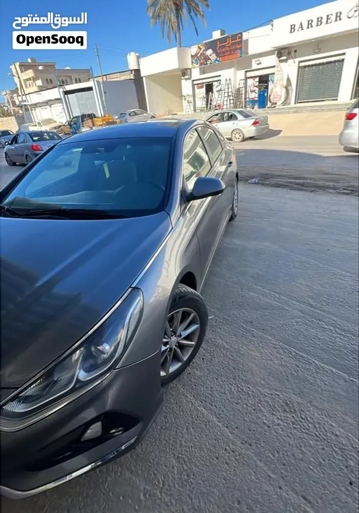 Hyundai Sonata 2019 photo 2