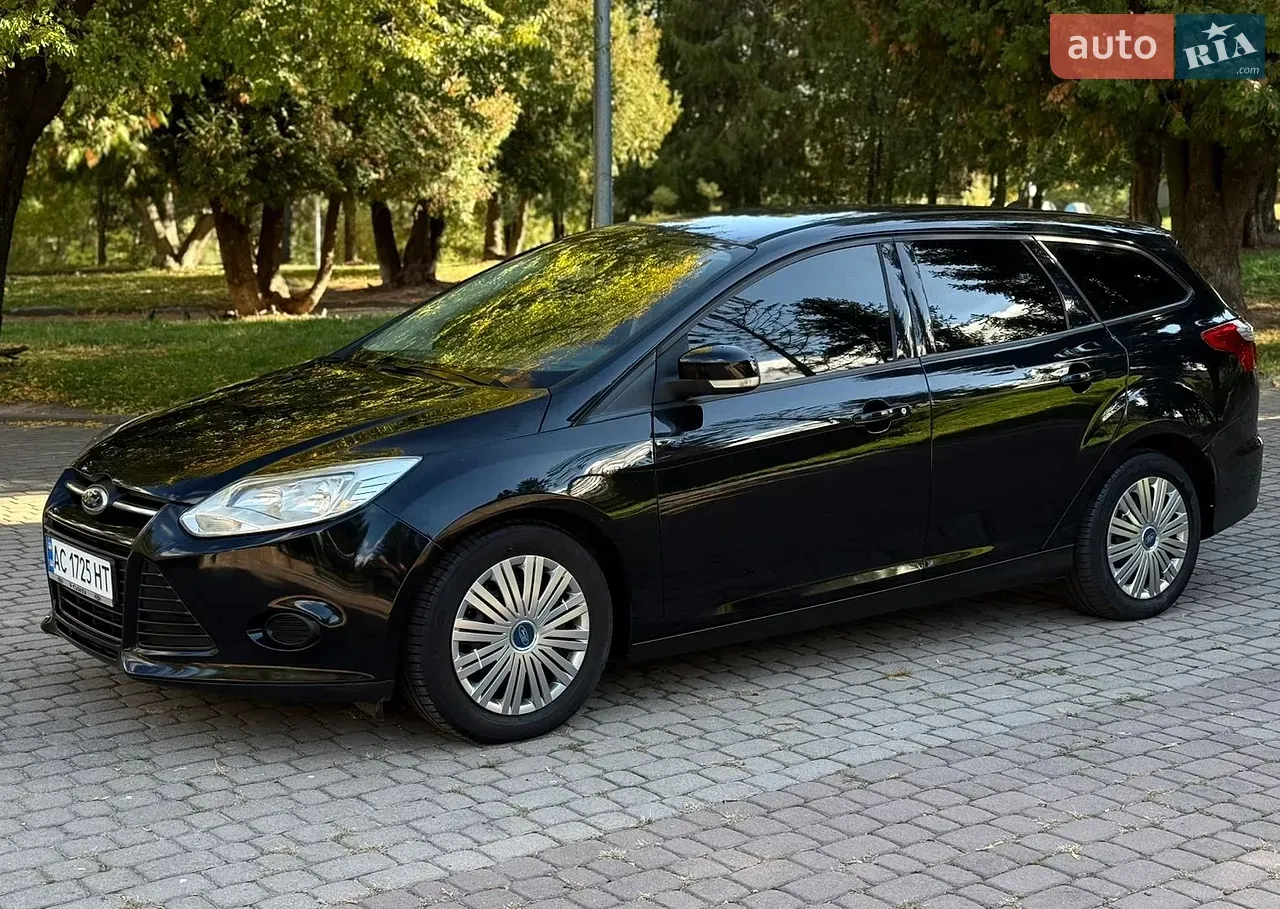 Ford Focus 2014 photo 2