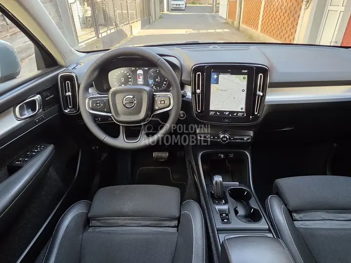 Volvo Xc40 2019 photo 2