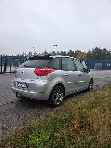 Citroen C4 Picasso 2007 photo 5