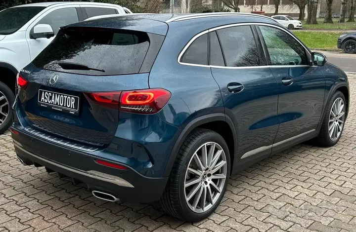 Mercedes-Benz Gla 2023 photo 4