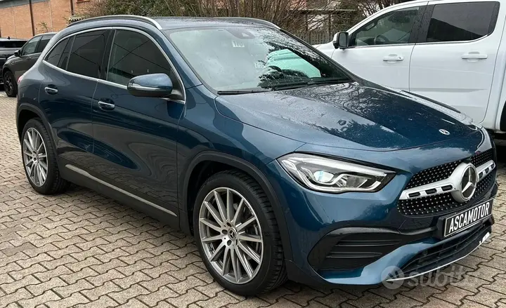 Mercedes-Benz Gla 2023 photo 2