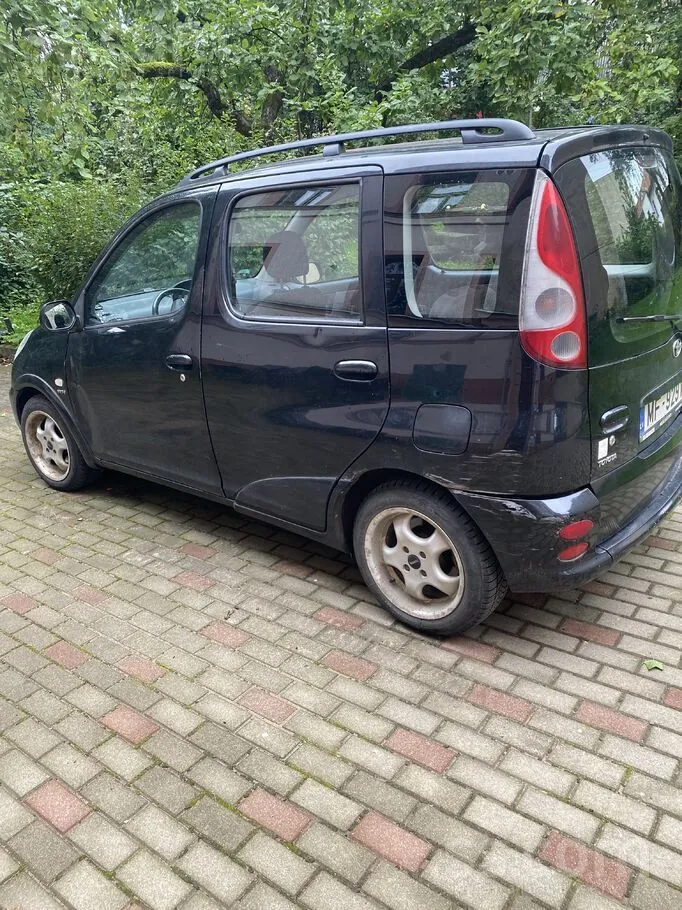 Toyota Yaris Verso