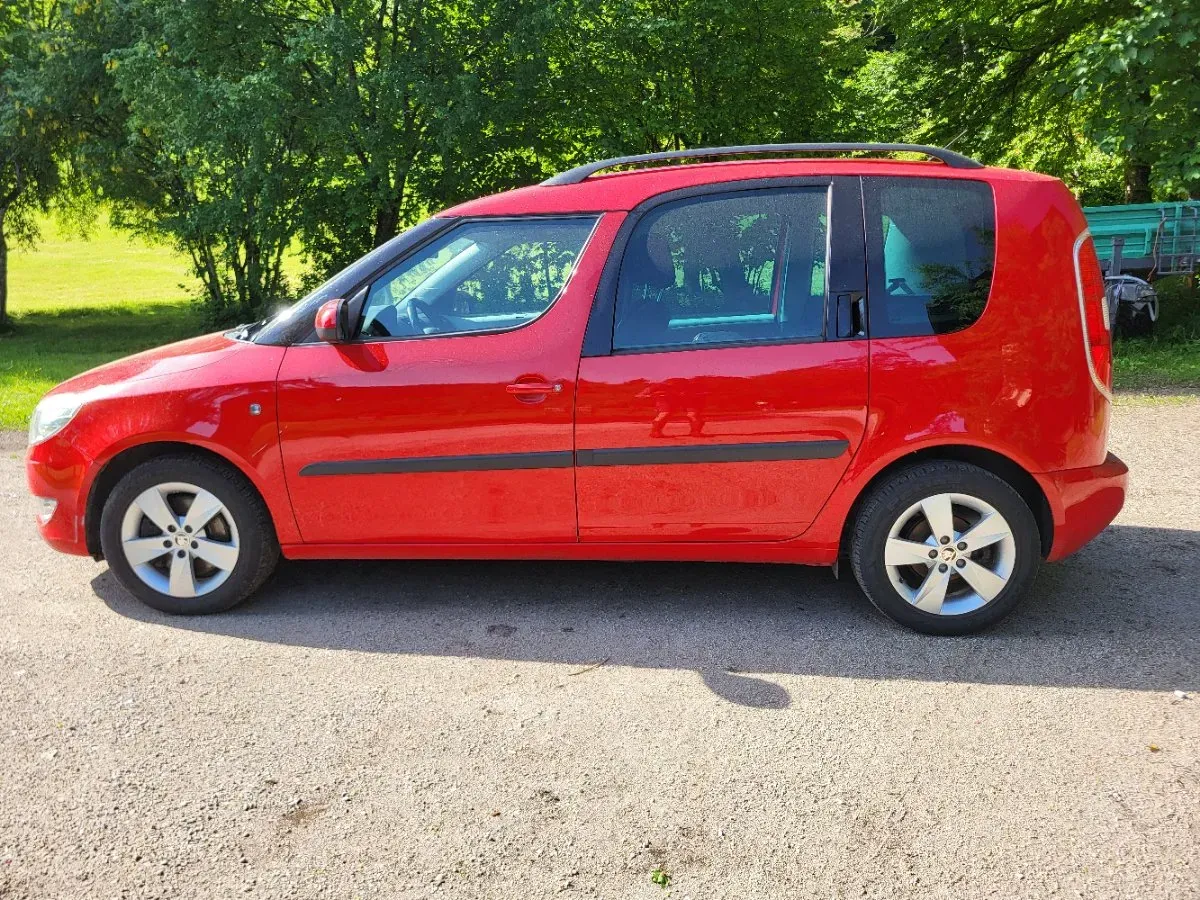 Skoda Roomster 2014 photo 3