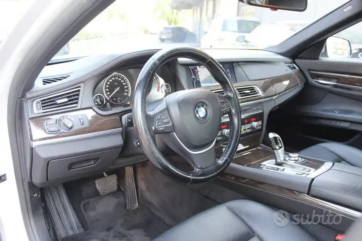 BMW 730D 2009 photo 3