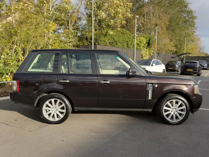 Land Rover Range Rover 2009 photo 5